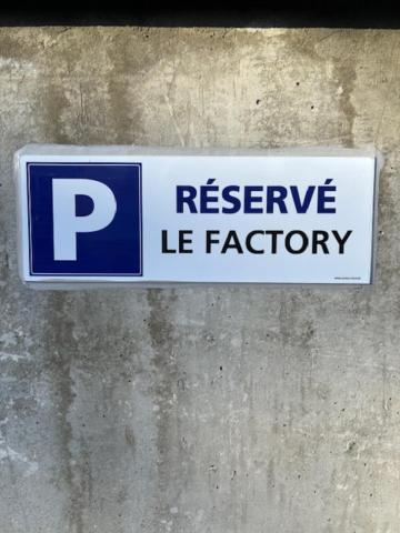 Апартаменти {Le Factory}, Proche Euroairport Сен-Луї Екстер'єр фото